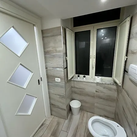 Un Passo Da Dante * Naples